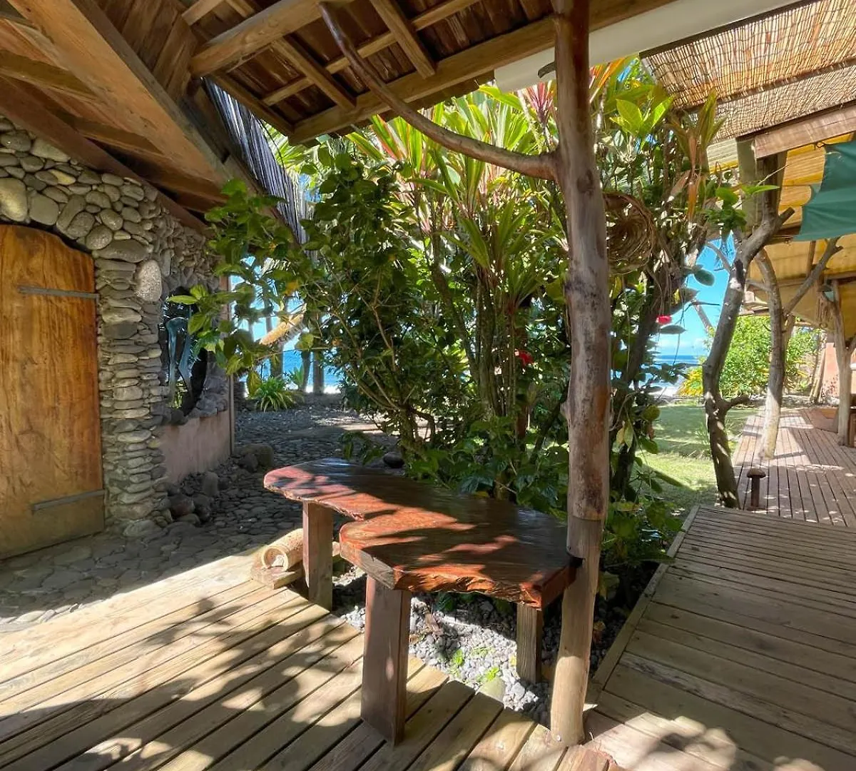 Fare Moemoea Hotel Afaahiti